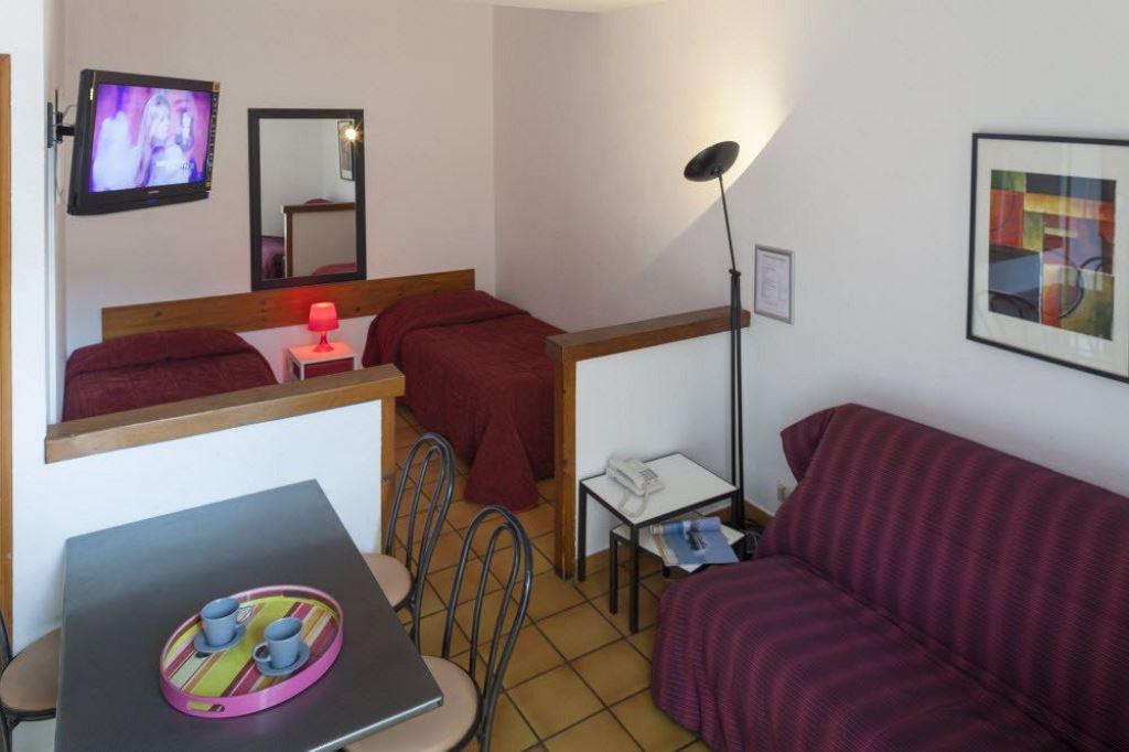 La Ferme Des Barmonts Aparthotel Villejuif